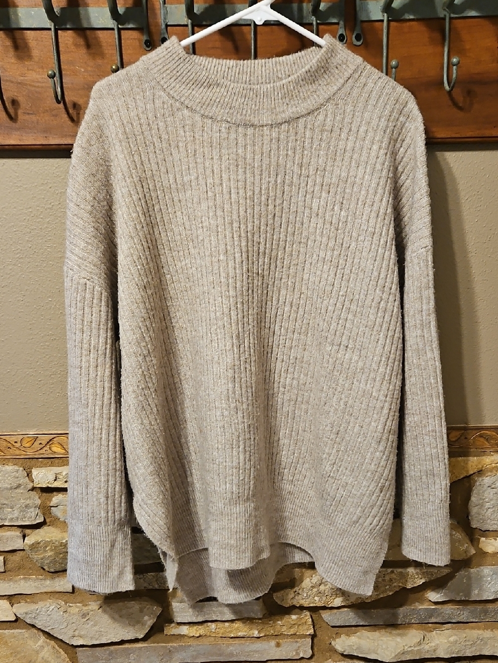 H&M Ribbed Oversized Sweater Size Medium